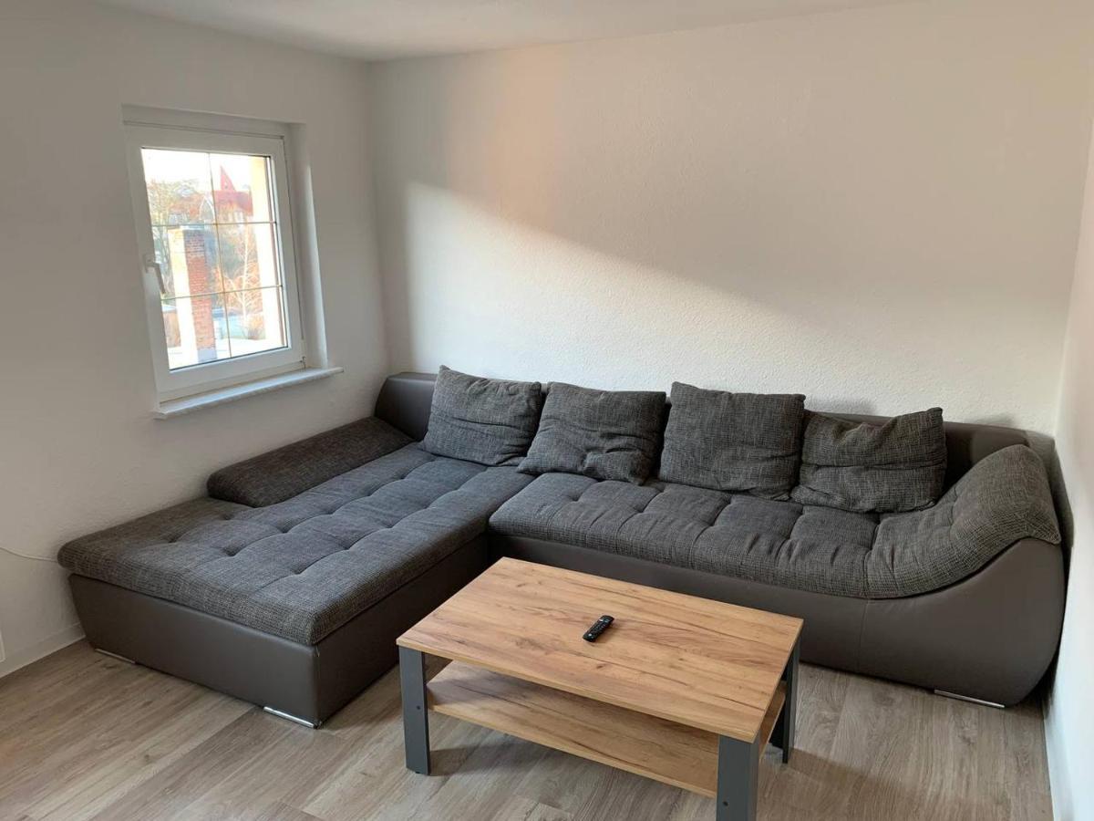 Xxl Ruhiges Sofa Freital Am Fluss Dresden Appartement Buitenkant foto